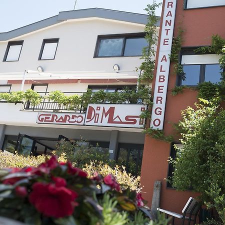 Ristorante Albergo Gerardo Di Masi Caposele Экстерьер фото