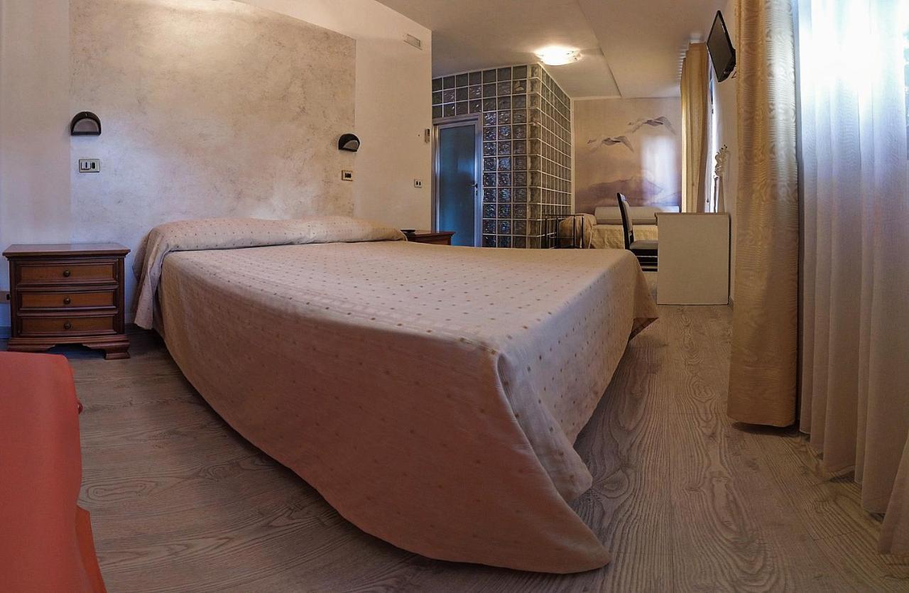 Ristorante Albergo Gerardo Di Masi Caposele Экстерьер фото