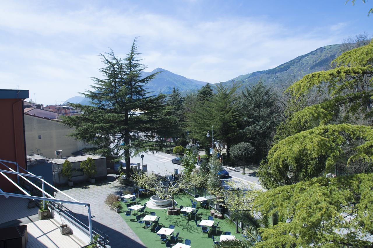 Ristorante Albergo Gerardo Di Masi Caposele Экстерьер фото